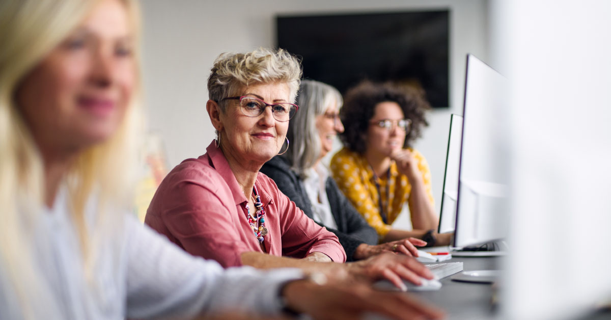 Attending-Workshops-and-Seminars–Continuing-Education-Opportunities-for-Seniors