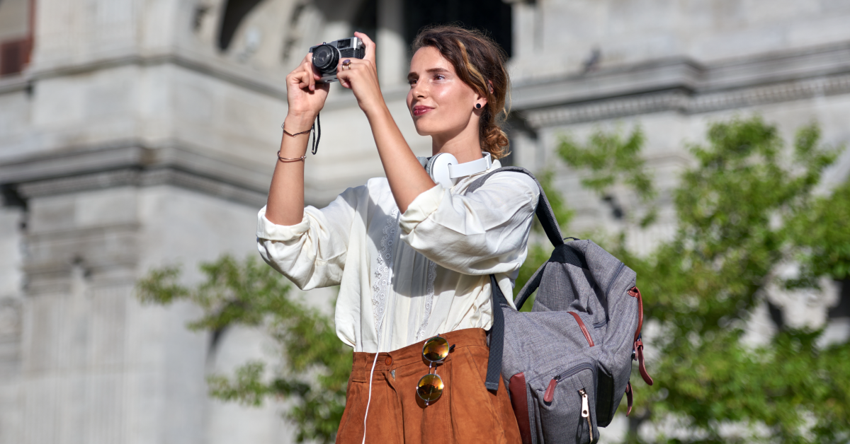 Solo-Travel–How-to-Stay-Safe-and-Have-Fun